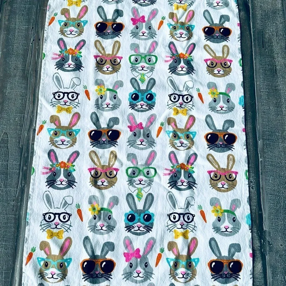 NWOT Easter Bunny Rabbit Glasses Faces Spring Dish Towel